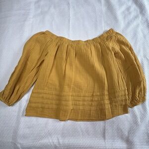 Roan + Ryan‎ Mira Off Shoulder Blouse Womens Size XS Pleated Gold 3/4 Sleeves